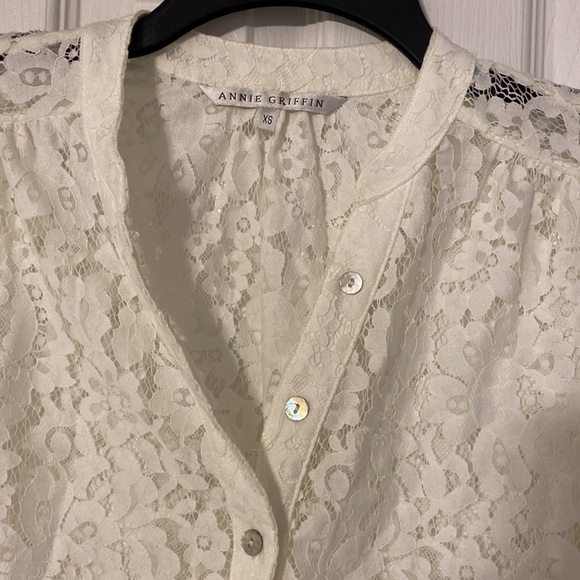 Lace top - Picture 2 of 4